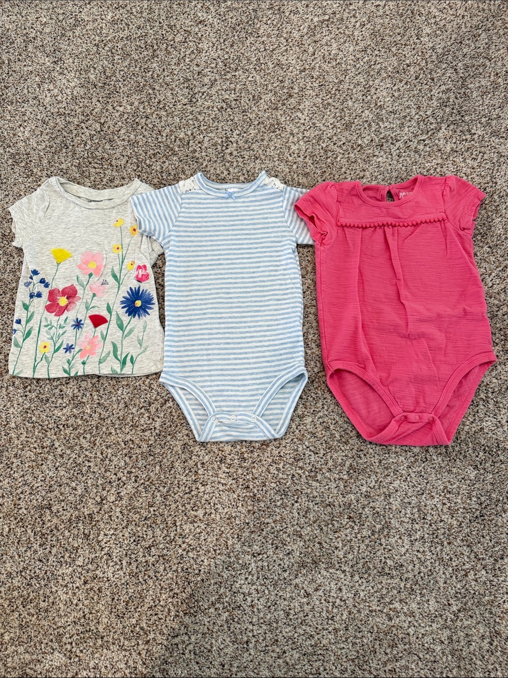 Baby shirt/bodysuit bundle